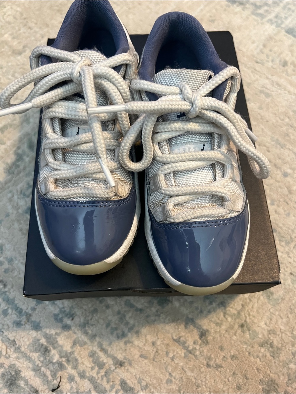 JORDAN 11 Low sz 11.5C kids - Picture 2 of 6